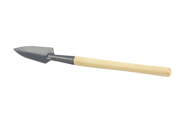istock houseplant care shovel, isolated from background 1481702335