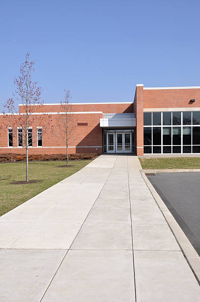 lehigh meridionale intermedio scuola, pennsylvania - school secondary school building building exterior high school foto e immagini stock