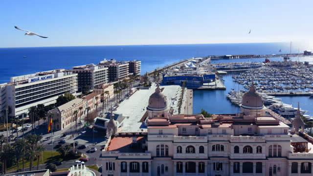 Alicante Marina District