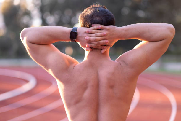 istock Half naked man doing sports outside 1481747106
