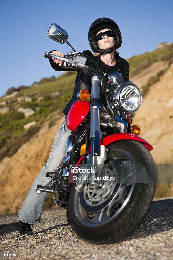 Motociclista babe - Foto stock royalty-free di Figura intera