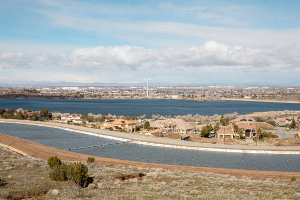 istock California aqueduct at Palmdale 1481793668