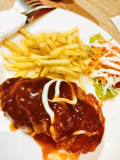 istock Chiken condon blue+potato 1481830084