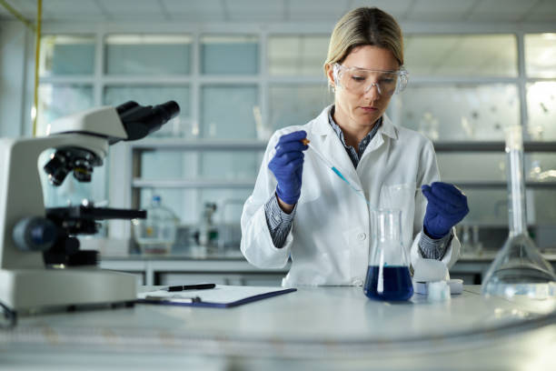 istock Female scientist working on medial research in laboratory. 1481830873