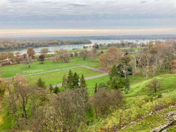 istock Serbia - Belgrade - Parc Kalemegdan- panorama and Danube 1481847391