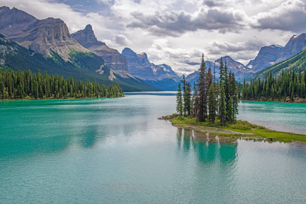 istock Spirit Island, Canada 1481926353