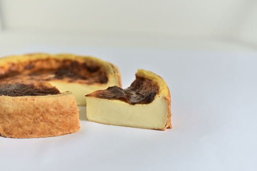 This Parisian flan is a traditionnaly pastry found in many french bakeries. This one is homemade and vanilla flavoured.