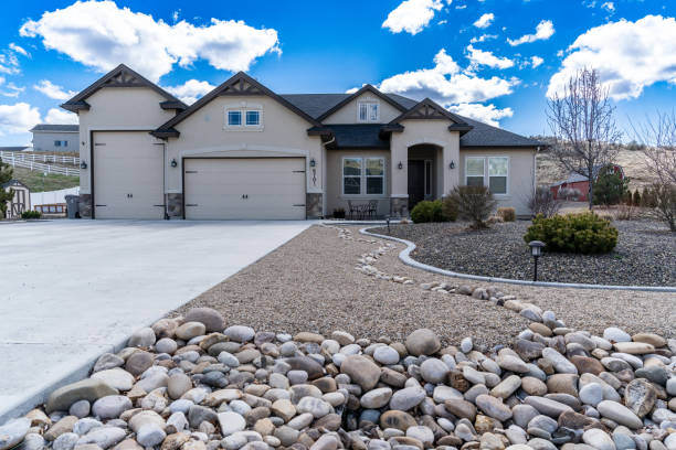 istock Home Exterior - South Idaho 1481972941