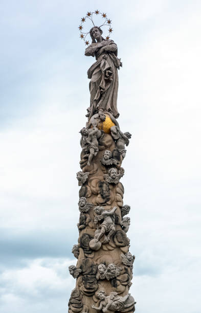 baroque plaque column (immaculata) in city kosice in slovakia - immaculata imagens e fotografias de stock