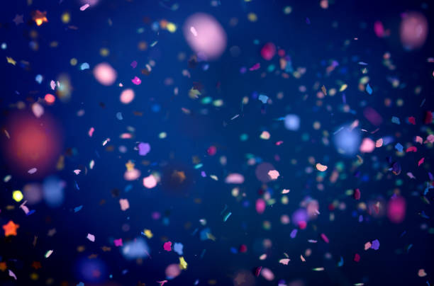 dark blue background with confetti horizontal - kutlama stok fotoğraflar ve resimler