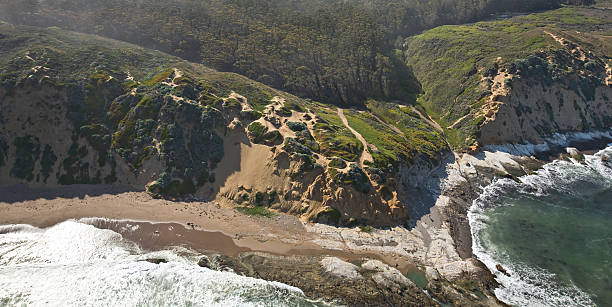 istock Golden California Coastline 148225411