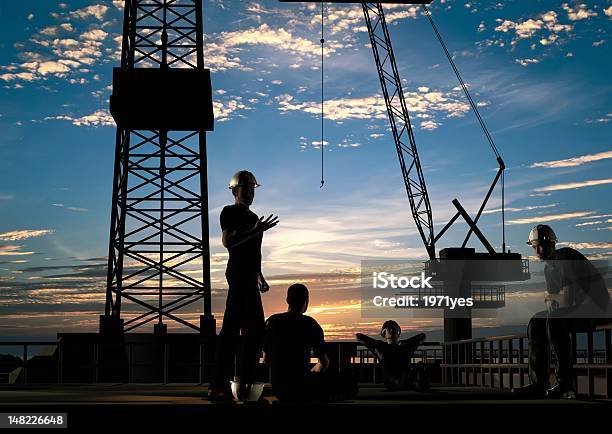 Gruppe Der Arbeiter Stockfoto und mehr Bilder von Berufliche Beschäftigung - Berufliche Beschäftigung, Kontur, Straßenbau