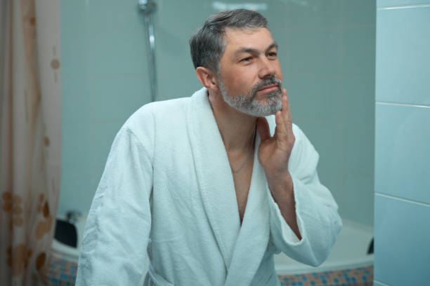 istock Male getting ready to shave in hotel 1482268746