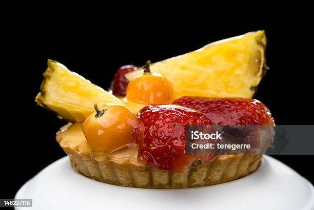 Torta Di Frutta - Fotografie stock e altre immagini di Ananas - Ananas, Composizione orizzontale, Dolce