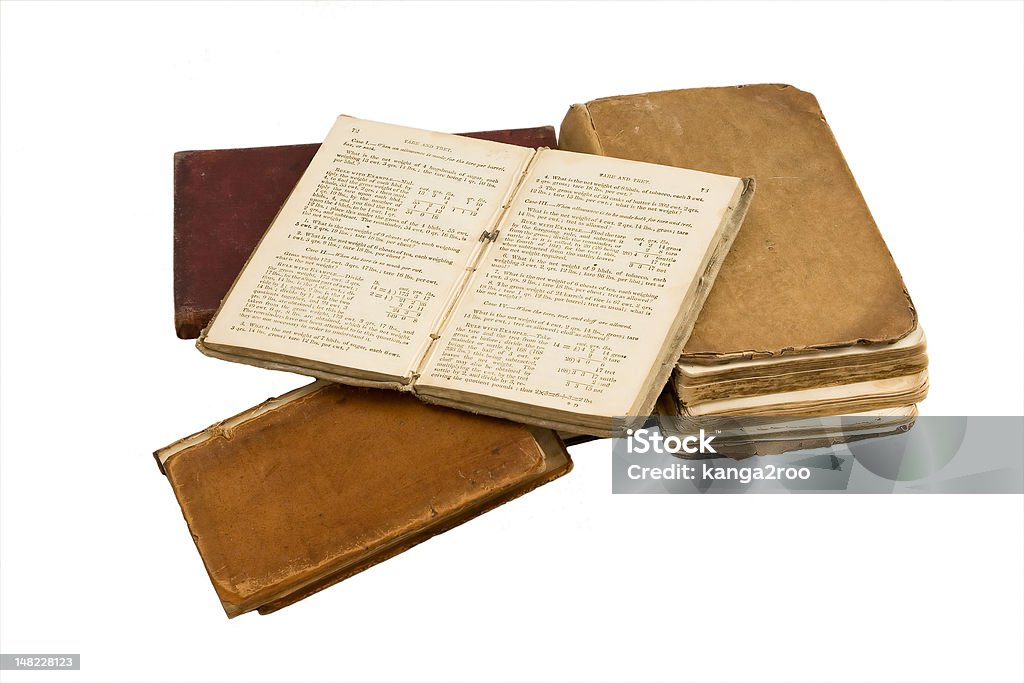 Vecchi libri isolato - Foto stock royalty-free di Aperto