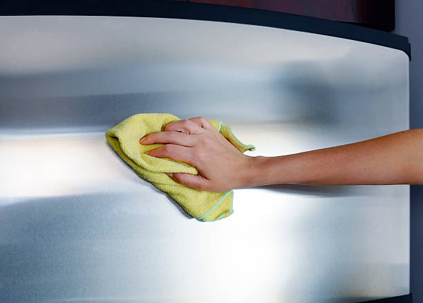 istock Polishing stainless steel 148229386