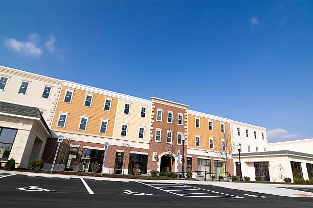 istock New Shopping Mall 148229563