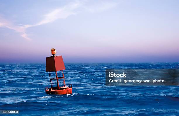 Bouy Nelloceano - Fotografie stock e altre immagini di Mare - Mare, Boa - Attrezzatura di sicurezza nautica, Luce del faro