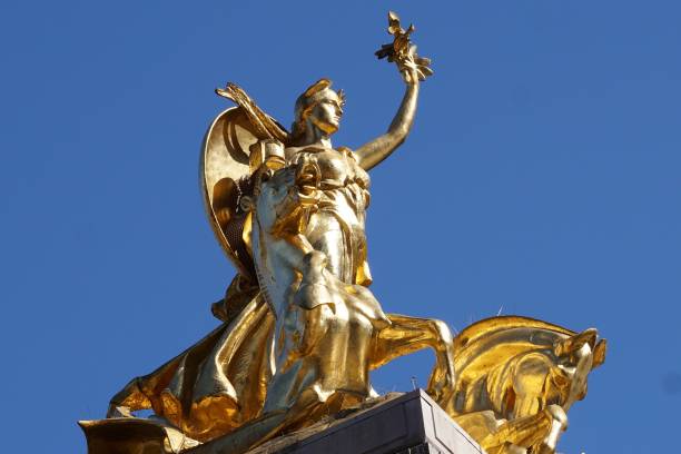 istock Columbus Circle April 11, 2015 1482300404
