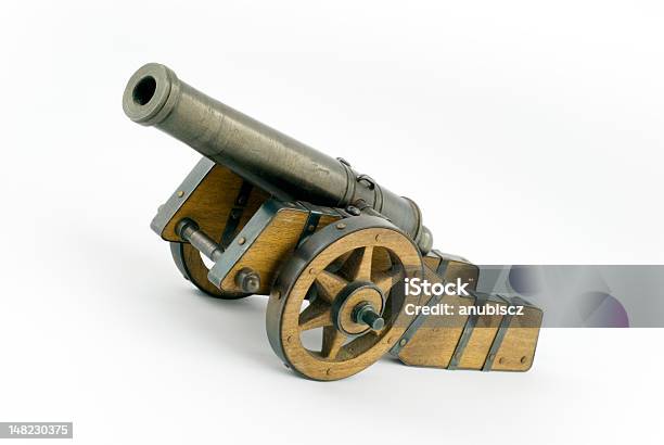 Photo libre de droit de Historique De Cannon banque d'images et plus d'images libres de droit de Armement - Armement, Armée, Canon - Artillerie lourde
