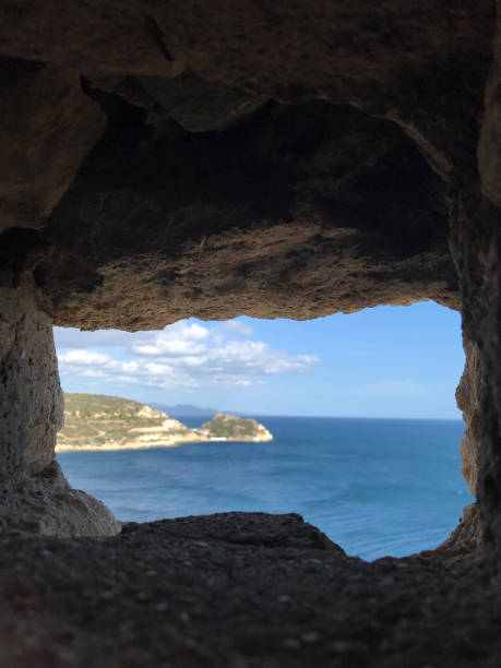 istock A window to the sea 1482335690