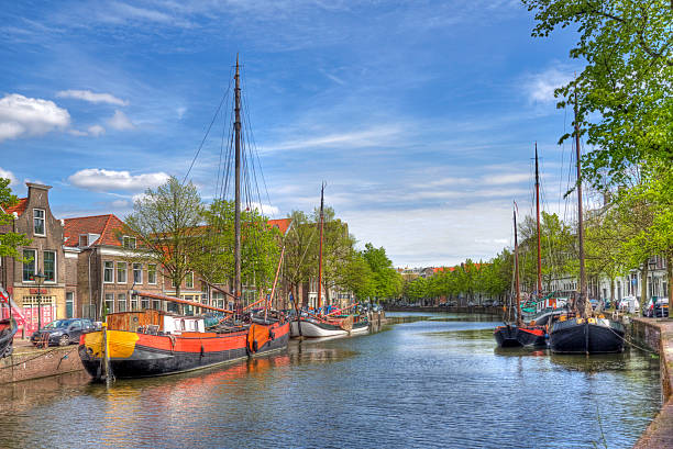 istock Canal in Schiedam, Holland 148246365