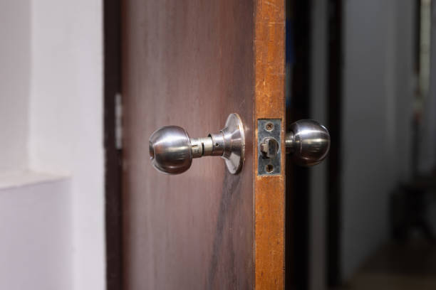 istock Broken door knob on interior door. 1482503925