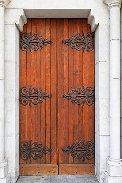 istock Wooden door 148250783