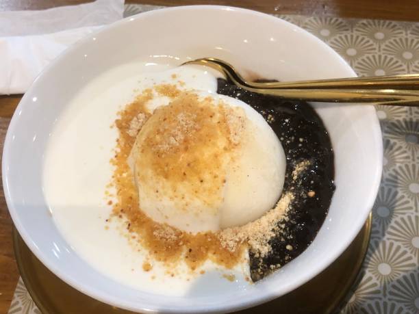 istock Mochi and sticky rice's photo 1482508851
