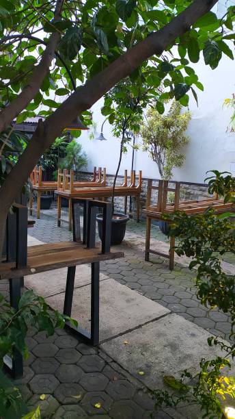 istock Cafe atmosphere in the morning 1482508994