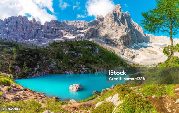 Panoramic View Of Sorapis Lake In Dolomites Mountains Cortina Dampezzo Italy Beautiful Alpine Lake Lago Di Sorapis Stock Photo - Download Image Now