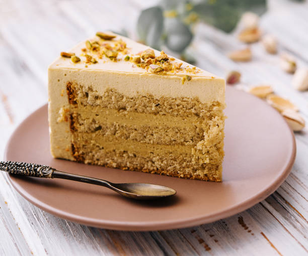 istock Vegan cake with matcha and pistachio 1482535575