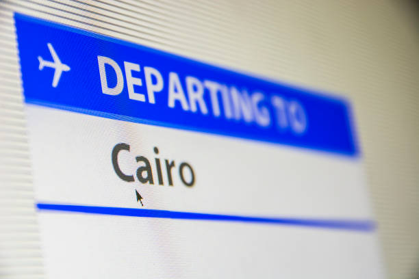 computer screen close-up of flight to cairo - tourism outdoors egypt africa imagens e fotografias de stock