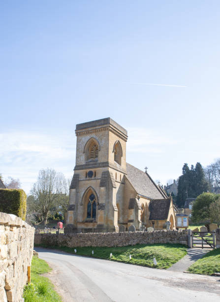 istock The beautiful Church in Snowshill 1482587664