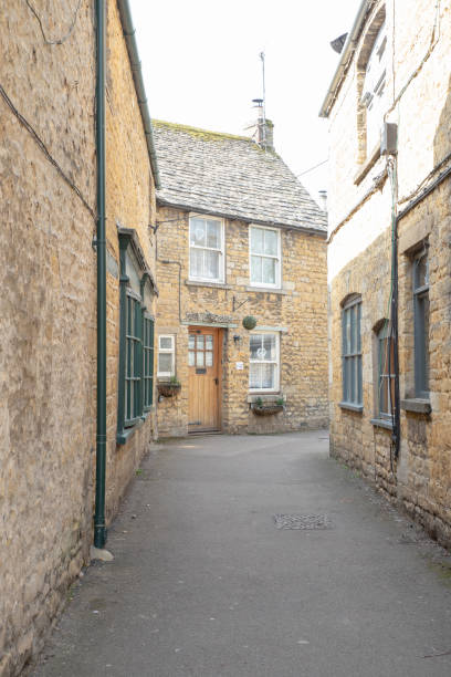istock Bourton-on-the-Water in Cotswold 1482617610