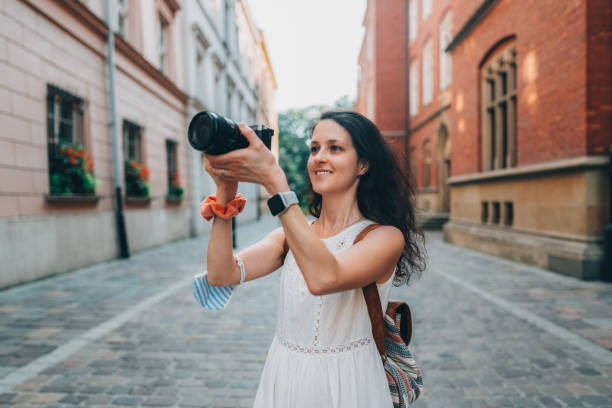 istock Solo traveller exploring Europe 1482617983