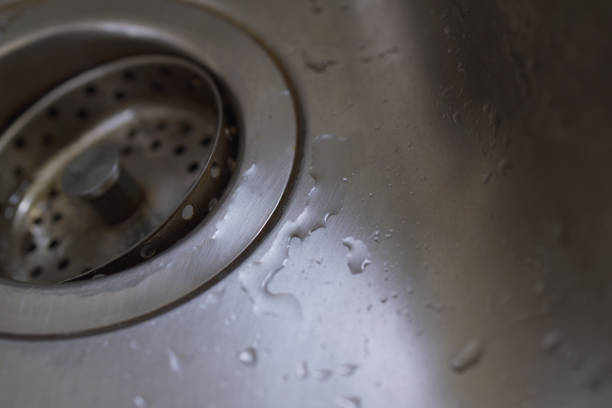 istock Bottom sink drops of water 1482626558
