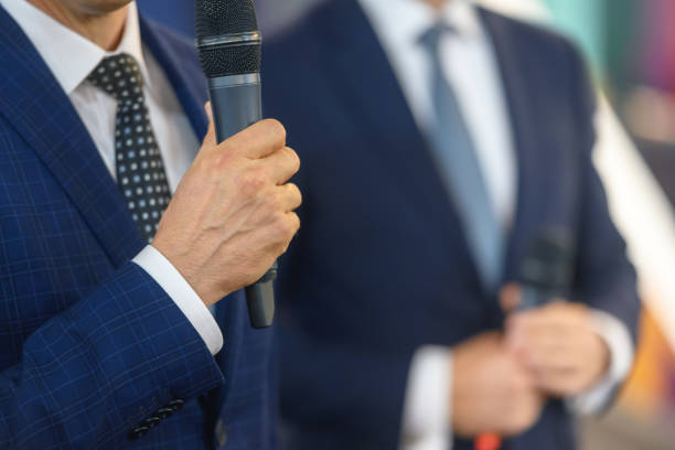 istock Politicians at the press conference 1482640365