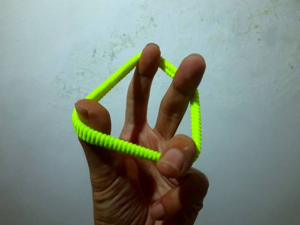 green hair tie