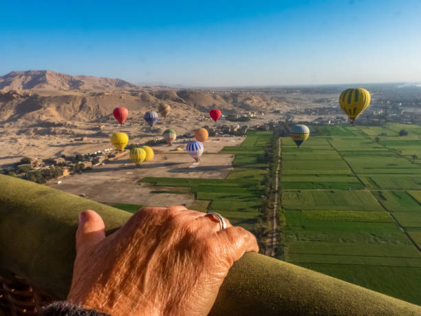 istock Flying on a hot air balloon. 1482710910