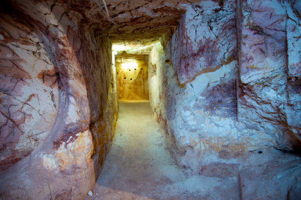 opal mine - coober pedy - australie - coober pedy photos et images de collection