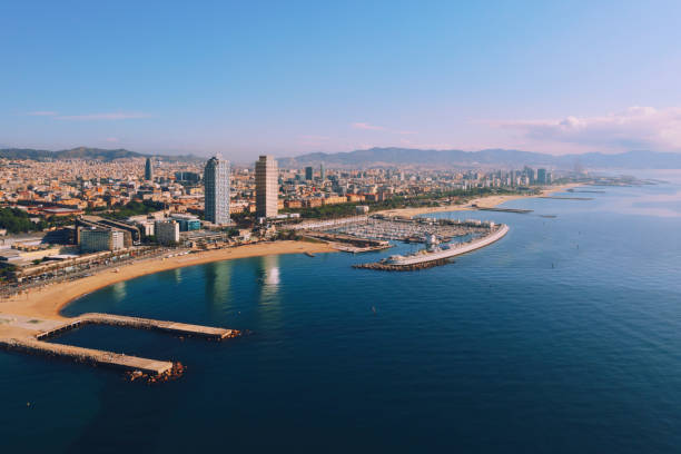 aerial view of ciutat vella district with barceloneta beach spain - praia-barceloneta imagens e fotografias de stock