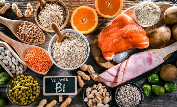 Zusammensetzung mit Lebensmitteln, die reich an Thiamin oder Vitamin B1 sind – Foto