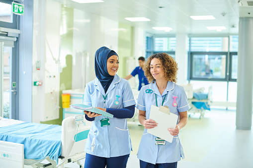 student nurse with ward manager