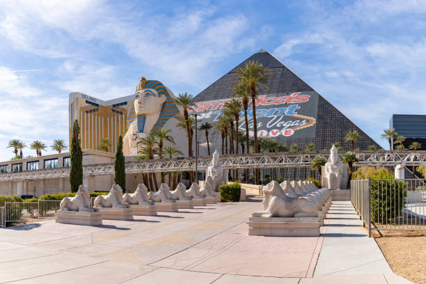 Luxor Hotel and Casino Las Vegas, United States - November 23, 2022: A picture of the Luxor Hotel and Casino. las vegas pyramid stock pictures, royalty-free photos & images