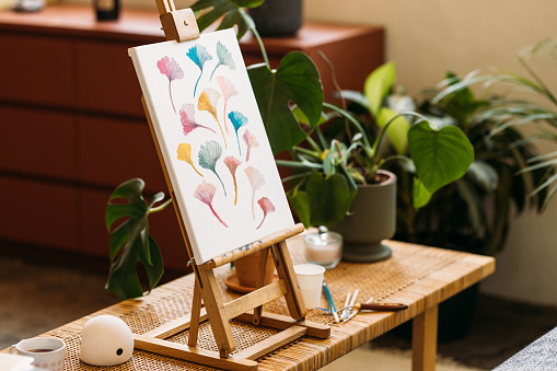 Creativity at home: a view of an easel on the table.