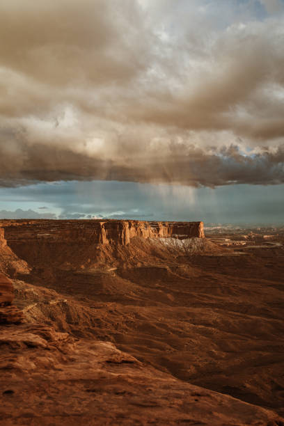istock Cliff in Canyonlands National Park Sunset 1482892783