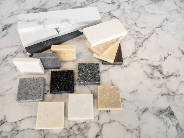 부엌 조리대 및 기타 가구 인공 아크릴 돌의 샘플. 현대적인 인테리어 디자인을위한 돌 질감 - carpet sample 뉴스 사진 이미지