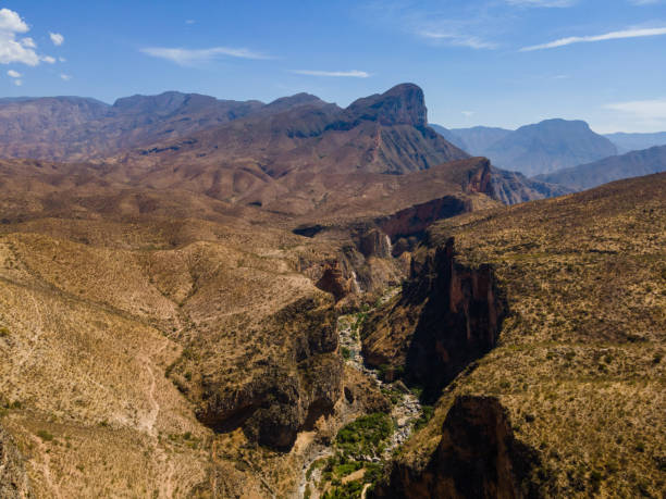 istock Sierra Queretana from the heights 1482897292