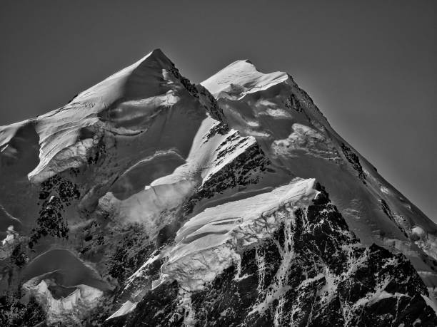istock Aoraki Mount Cook summit in black and white 1482909336